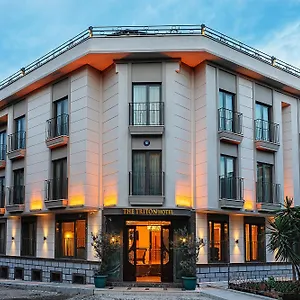 Triton 4*, Istanbul Türkei